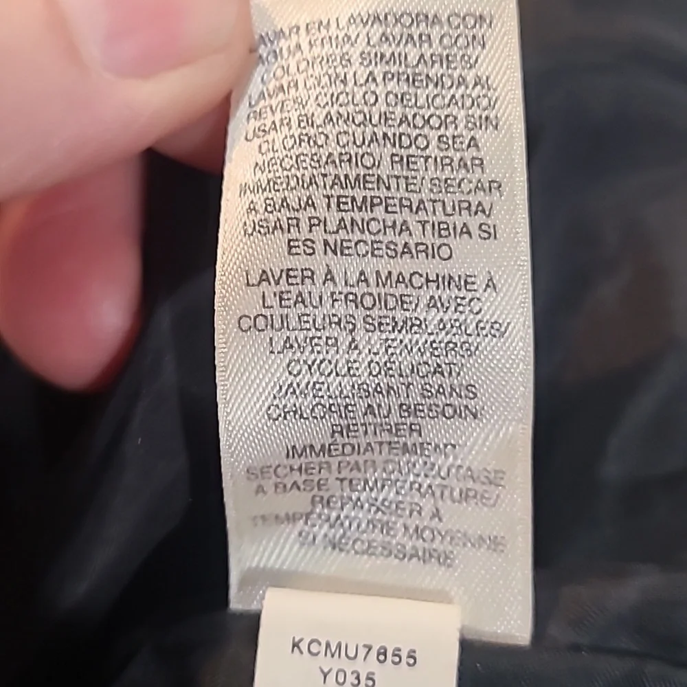 DKNY | Velvet Jacket - Picture 9 of 10